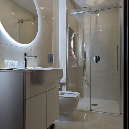 Domus Boutique מלון